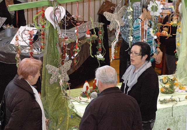 Viel zu sehen gab es fr die Besucher des Osterhobbymarkts.  | Foto: Leony Stabla