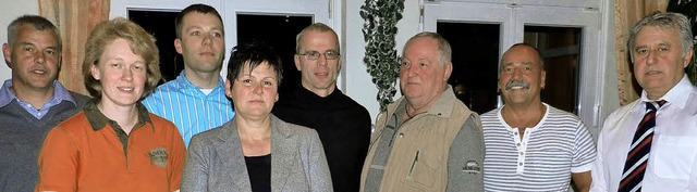 Neu zusammengesetzt: das Vorstandsteam...ident Wolfgang Tritschler (von links)   | Foto: Sigrid Schneider