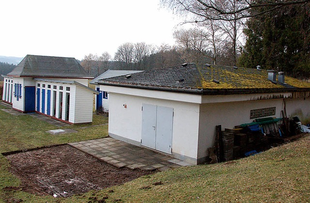 In desolatem Zustand ist das Dach des ...rein soll dazu einen Zuschuss leisten.  | Foto: Horst A. Bss