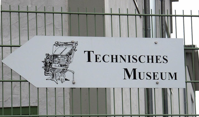 Der Wegweiser zum Technikmuseum in der...g, denn das Museum bleibt, wo es ist.   | Foto: archivfoto: Dennis Wolf