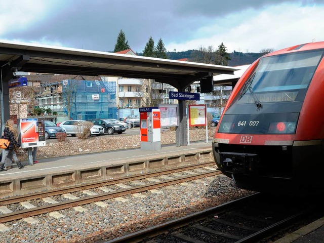 Hin und weg: Am Bahnhof hlt man sich normalerweise nicht sehr lange auf.   | Foto: Stefan Sahli