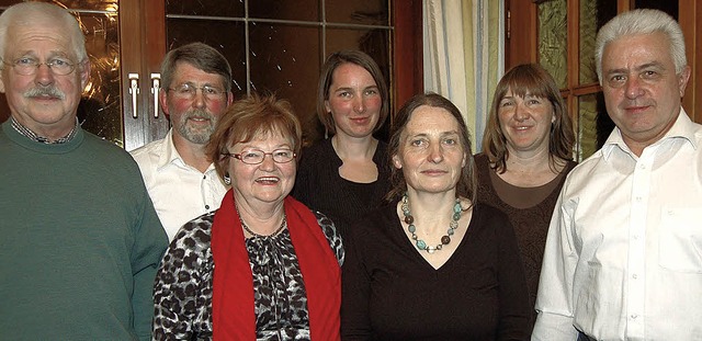 Mitglieder des Gesangvereins (vorne, v... Ruser, Tanja Leischner, Madlee Disch   | Foto: BZ