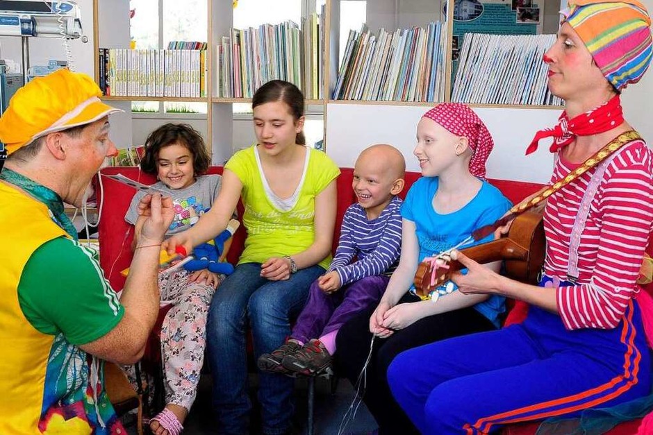 Viel Spaß mit den Klinikclowns: Auf der Kinderkrebsstation wurde viel gelacht. (Foto: Thomas Kunz) Viel Spaß mit den Klinikclowns: Auf der Kinderkrebsstation wurde viel gelacht. (Foto: Thomas Kunz)