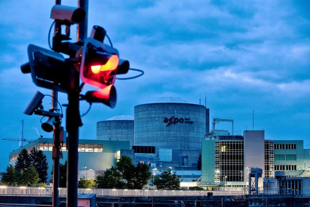 Das Schweizer AKW Beznau ist das ltes...eb befindliche Kernkraftwerk der Welt.  | Foto: dpa