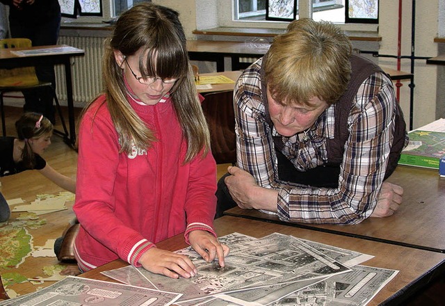 Mit Puzzles und Spielen wurden Erdkund...n Noch-Viertklsslern nher gebracht.   | Foto: Schule