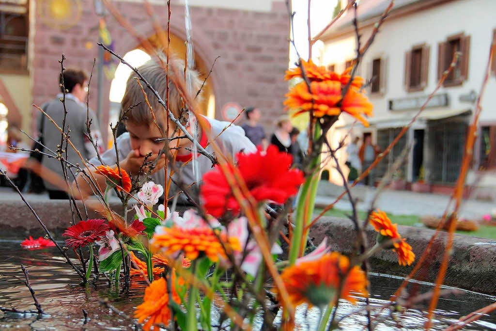 Bltensonntag in Endingen: Auch die Brunnen in der Innenstadt waren passend dekoriert.