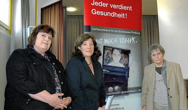 Elke Zimmermann-Fiscella, Gudrun Schem... Jutta Krauel bei der Jahresbegegnung   | Foto: Britta Wieschenkmper