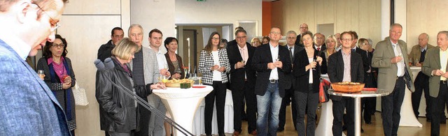 Vorsitzender Jrgen Allweier  (links) ...Brgerstiftung fr ihre Untersttzung.  | Foto: Sedlak