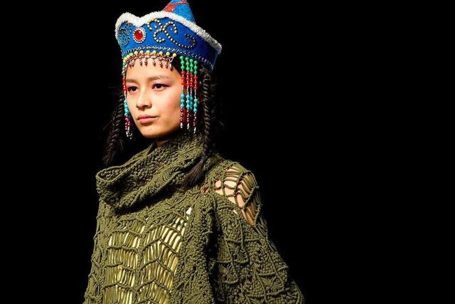 Fotos: Strickmode aus China