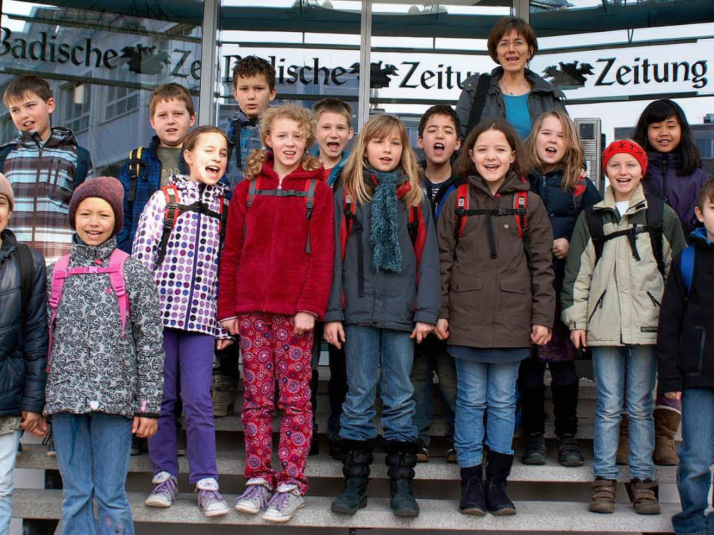Die Klasse 4b der Lindenbergschule Munzingen mit ihrer Lehrerin Barbara Ebert.