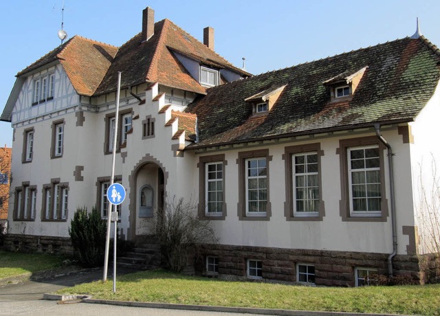 Das alte Rathaus in Zarten soll saniert werden.   | Foto: Tanja Bury