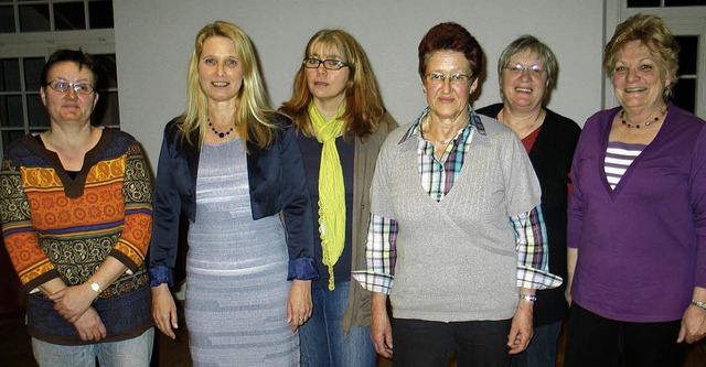 Die neu gewhlten Vorstandsmitglieder ...el, die auch neues Ehrenmitglied ist.   | Foto: Jutta Schtz