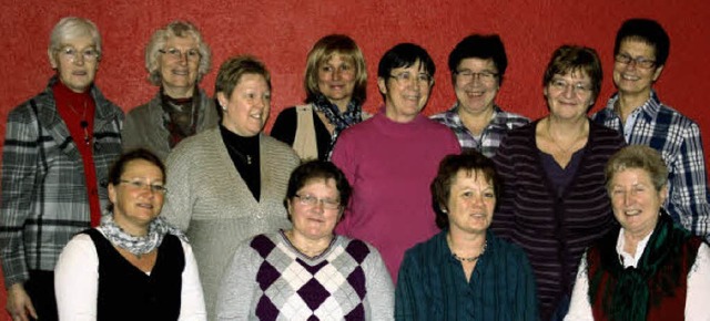 Der 150 Jahre alte Frauenverein Binzen...ena Schweigler (vorn rechts) gefhrt.   | Foto: Privat