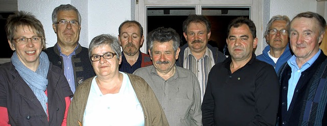 BLHV Zeller Bergland:  Agnes Zimmerman...erein fhrte Rolf Eichin (von links).   | Foto: Verena Wehrle