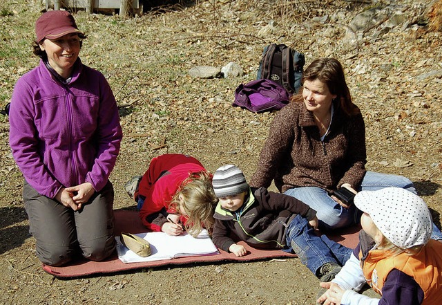 Der Waldkindergarten Todtnau hatte zum...rin Petra Eckert beim Abschlusskreis.   | Foto: Jger