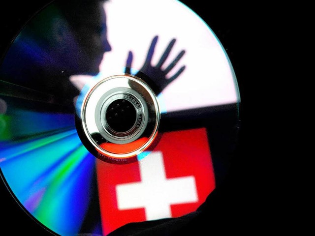 Beschftigt die Schweizer Fahnder: eine CD mit Daten deutscher Bankkunden   | Foto: DPA