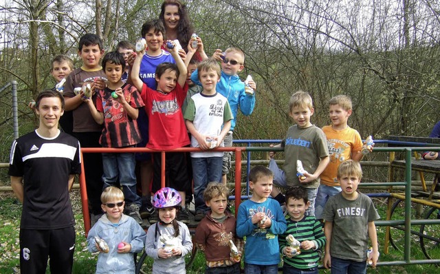 Stolz prsentierten die SV-08-Kids ihre Oster-&#8222;Fundsachen&#8220;.   | Foto: privat