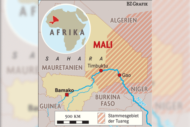 Die Menschen fliehen aus Mali