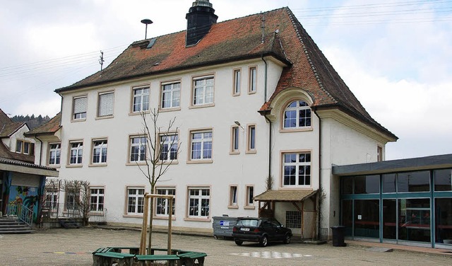 Das Schulhaus  in Prechtal wurde 1910 ...eisingen)  gerade fnf Jahre alt war.   | Foto: Archivbild Bernd Fackler
