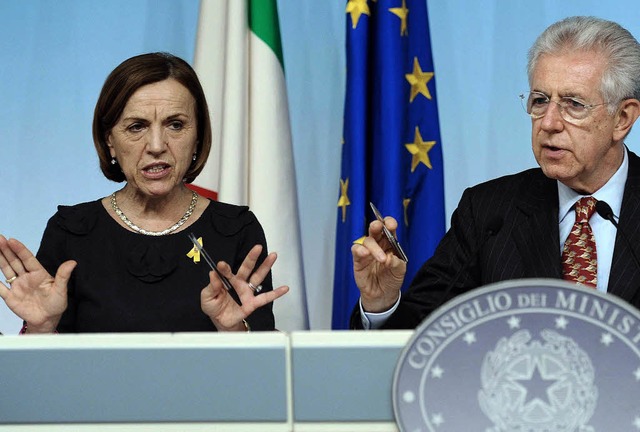 Sie wollen Italien fit machen: Arbeits...links) und Premierminister Mario Monti  | Foto: dpa