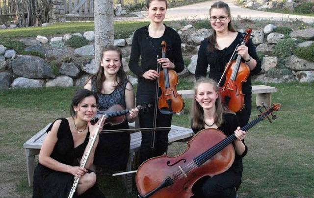 Mit einem Konzert in der Waldorfschule...es Waldorfkindergartens in Simbabwe ab  | Foto: Karin Stckl-Steinebrunner