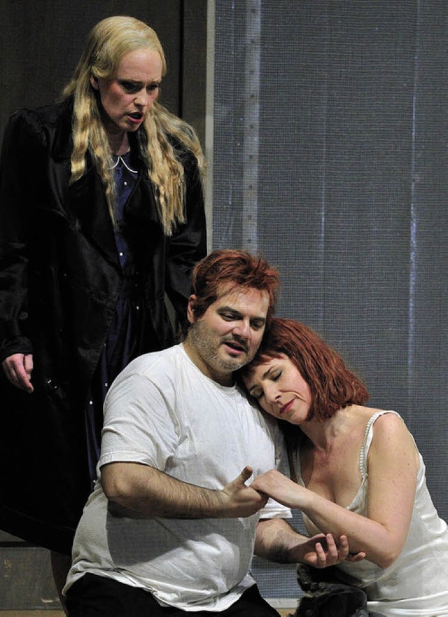 Brillantes Trio: (v.l.) Sigrun Schell ...iddo (Siegmund), Mona Somm (Sieglinde)  | Foto: Maurice Korbel