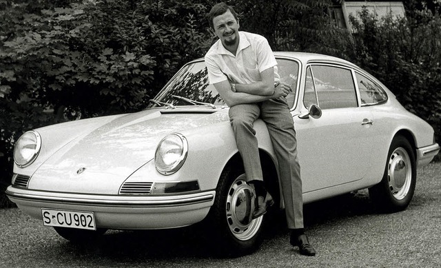 Ferdinand Alexander Porsche lehnt 1963...Porsche Typ 901, spter  911 genannt.   | Foto: dpa