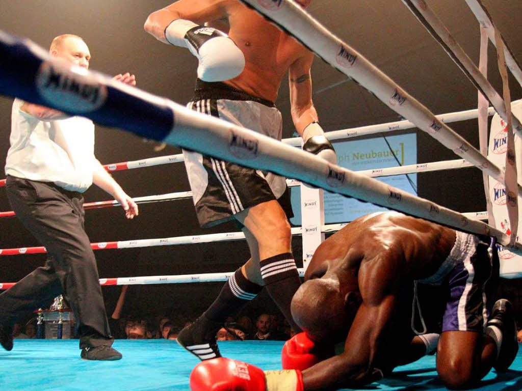 Profiboxen in der Elzacher Sporthalle