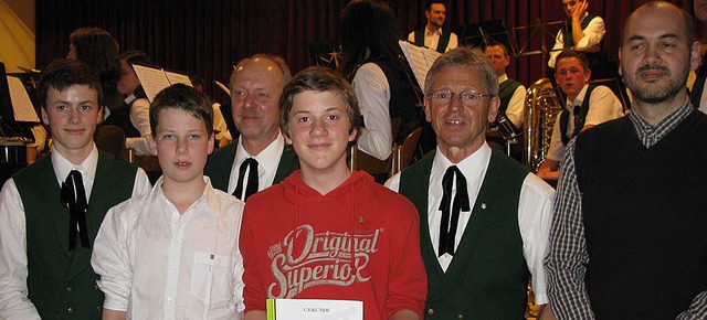Geehrte und Ehrende: Kai Zhringer, Ch...ischer, Martin Schpflin (von links).   | Foto: Dorothee Philipp