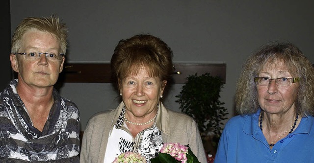 Fr 50-jhrige Mitgliedschaft ehrten  ...n Doris Merle Erika Stterlin (Mitte).  | Foto: Paul Schleer