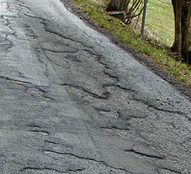 So sah die Strae zum Steinbruch vor der Sanierung aus.  | Foto: Wolfgang Adam