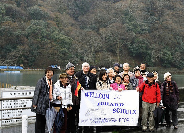 Eine japanische Delegation heit Erhar...g berichtet er von seiner Japanreise.   | Foto: Privat/Dorothee Philipp