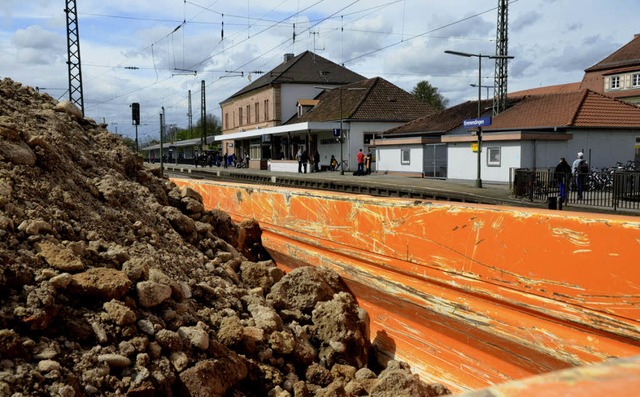 Die Bahn braucht Platz whrend des bar...usbaus fr Material und Arbeitsgerte.  | Foto: Gerhard Walser