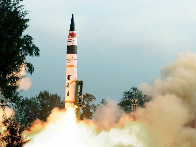 Die Rakete vom Typ Agni V.  | Foto: AFP