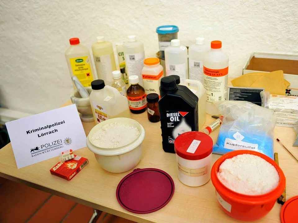 Die Chemikalien h�tten ein hochexplosives Gemisch ergeben k�nnen.  | Foto: dpa