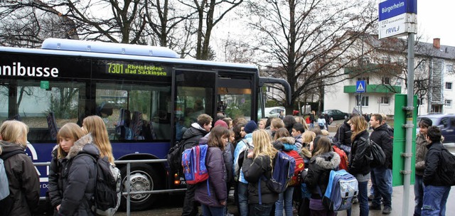 Nur ein Teil der Schler erhlt einen Zuschuss fr den Schulbus.   | Foto: Christoph Spangenberg