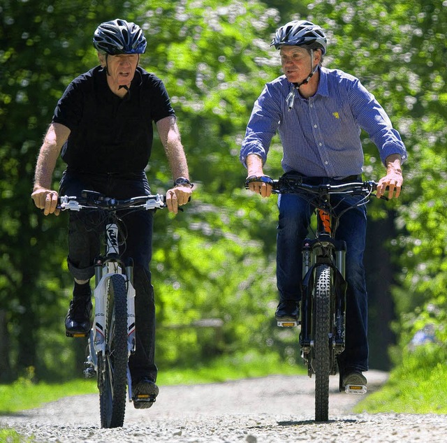 Wenn es steil wird, hilft der elektris...mit E-Bikes wird am 6. Mai angeboten.   | Foto: DAPD