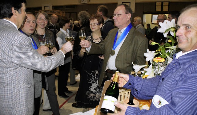 Herbolzheimer Weinprsentation: Aus Ki...an zu den Freunden der WG Herbolzheim.  | Foto: Ilona Huege