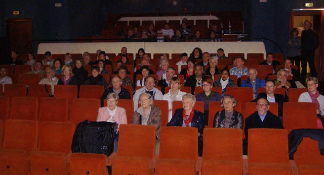 Rund 70 Interessierte verfolgten die V...tagmorgen aber leer im Krone-Theater.   | Foto: Liane Schilling