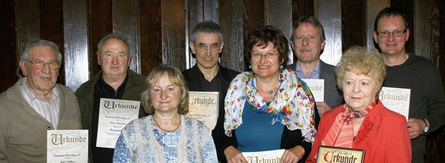 Der Turnverein Murg ehrte langjhrige ...a Saner (40) und Gerd Kammerer (25).    | Foto: Charlotte Frse