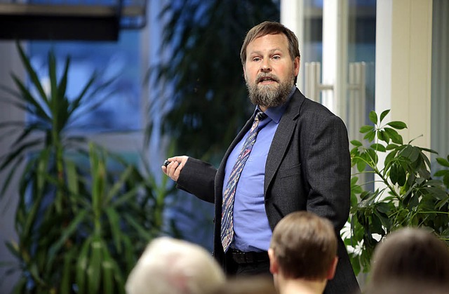 Heiko Wagner stellte die Spuren frher...s Schuttertals in seinem Vortrag vor.   | Foto: christoph breithaupt