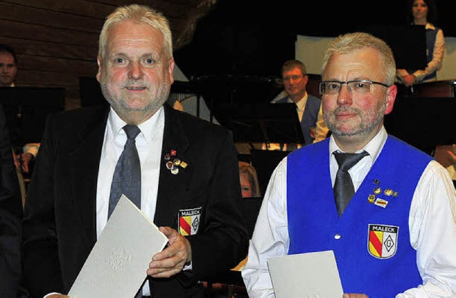 Deehrt wurden Felix Schchlin(Klarinettist) und Thomas Rasch  | Foto: Hans-E. Meidhof