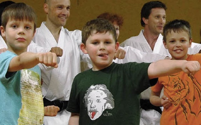 Voller Eifer dabei: die Karate-Kids des TV Wehr.   | Foto: Ralph Fautz