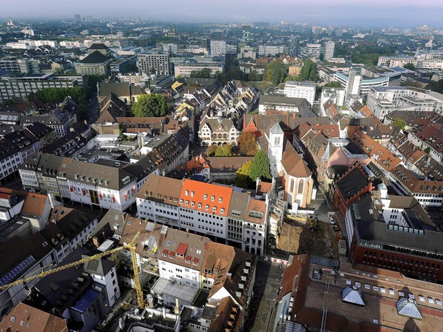 Der Verkehr in Freiburgs Zentrum ist &...8220;, sagt Brgermeister Martin Haag.  | Foto: Ingo Schneider