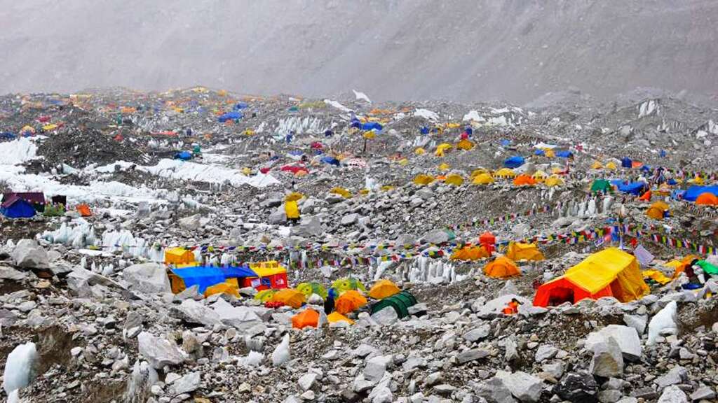 Im Basislager  am Mount Everest: Blick ber das Basislager.