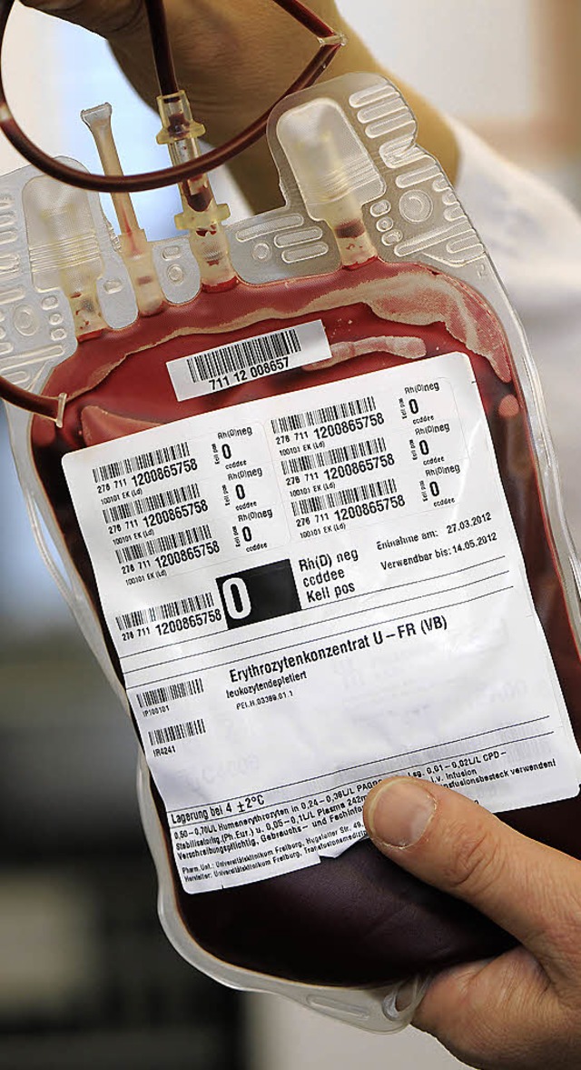 Lebensrettend: 1000 Liter Blut &#8211;...allein in Baden-Wrttemberg bentigt.   | Foto: dpa