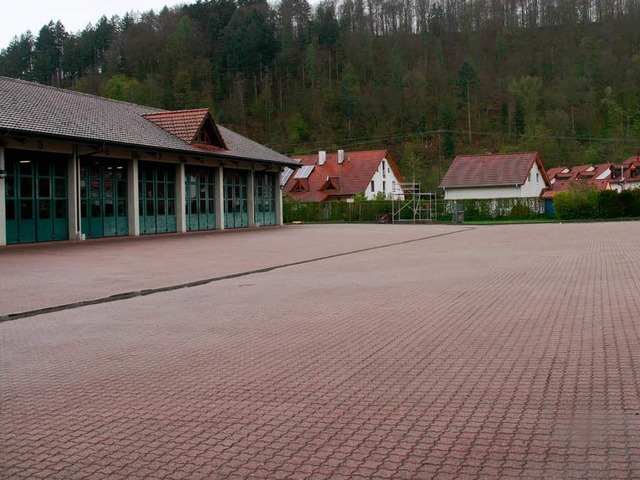 Fahrschulen nutzten gern den Platz der...verwaltung schob dem einen Riegel vor.  | Foto: Marlies Jung-Knoblich