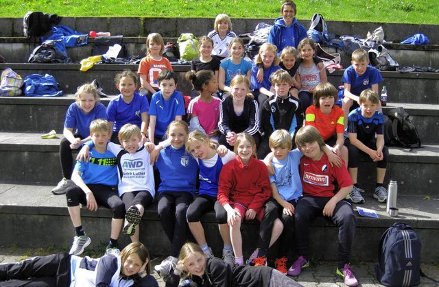 Die siegreichen Leichtathleten der  Endinger Grundschule.   | Foto: Privat