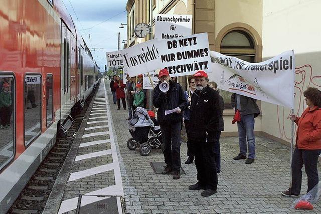 Demonstrationen gegen Bahnlärm