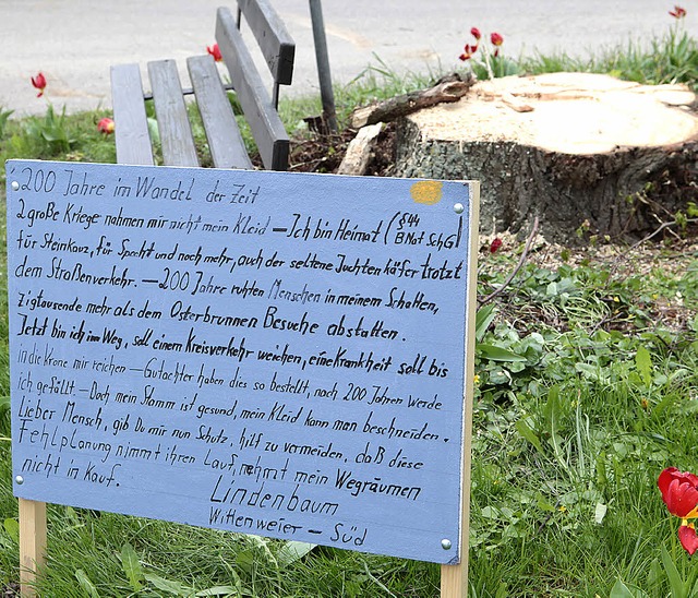 &#8222;Nehmt mein Wegrumen nicht in K...211;  Protesttafel vor dem Baumstumpf   | Foto: Christoph Breithaupt